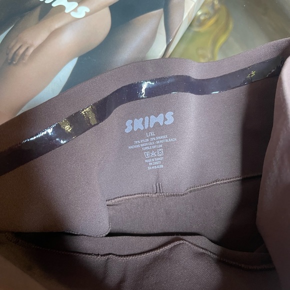 SKIMS 🤎 Core Control Briefs - Picture 6 of 8